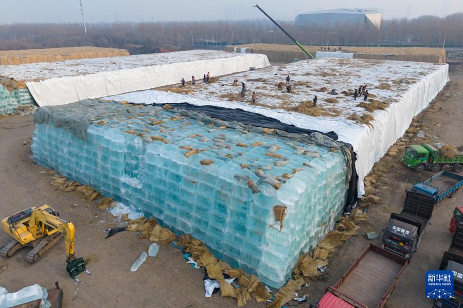 La costruzione del 27° Harbin Ice and Snow World sta per iniziare nella Cina nordorientale