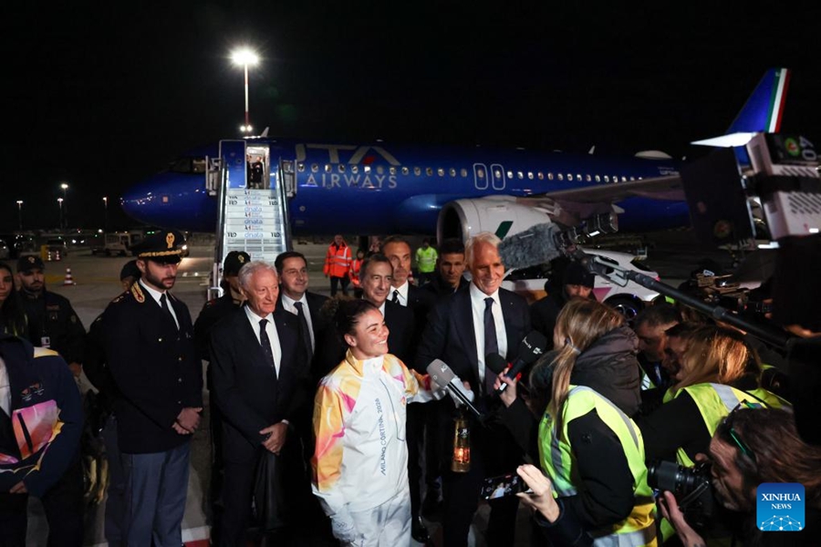 La fiamma per le Olimpiadi Invernali 2026 arriva in Italia