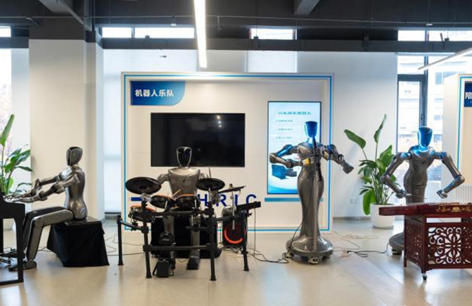 La band di robot di Hangzhou guadagna popolarità: 5-6 spettacoli al mese in alta stagione