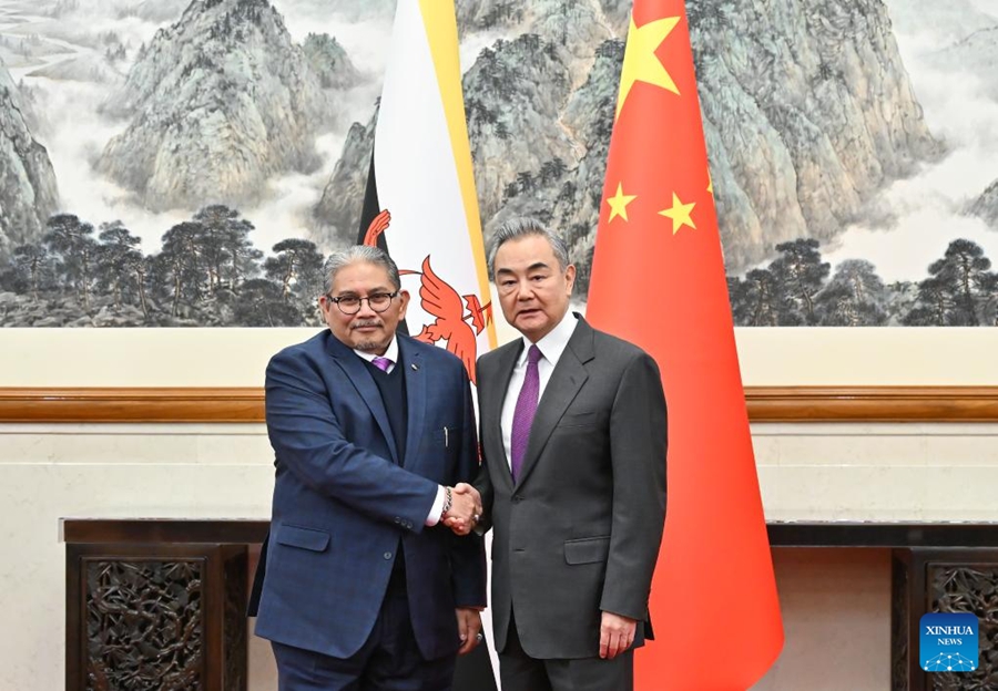 La Cina collaborerà con l'ASEAN per allineare le strategie di sviluppo e resistere alle prepotenze unilaterali