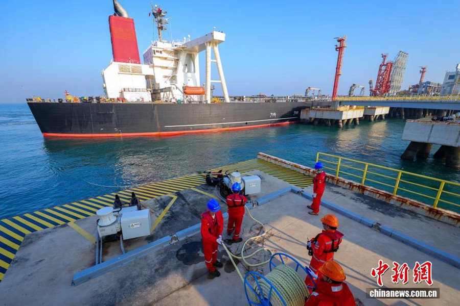Primo giorno di attivazione delle operazioni doganali speciali ad Hainan: primo lotto di materie prime petrolchimiche e materiali ausiliari sdoganati a 