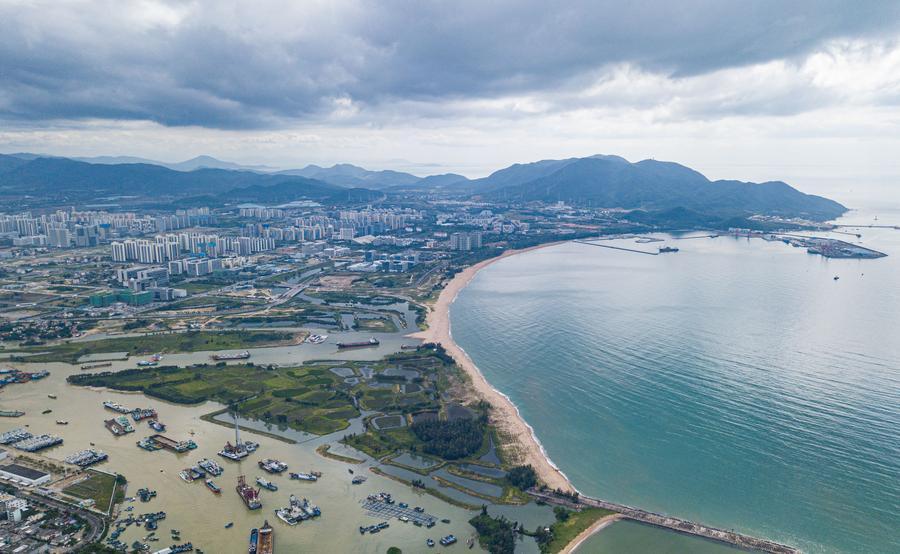 Veduta della città della scienza e della tecnologia di Sanya Yazhou Bay, nella provincia di Hainan, nel sud della Cina. (2 novembre 2025 - Xinhua/Pu Xiaoxu)