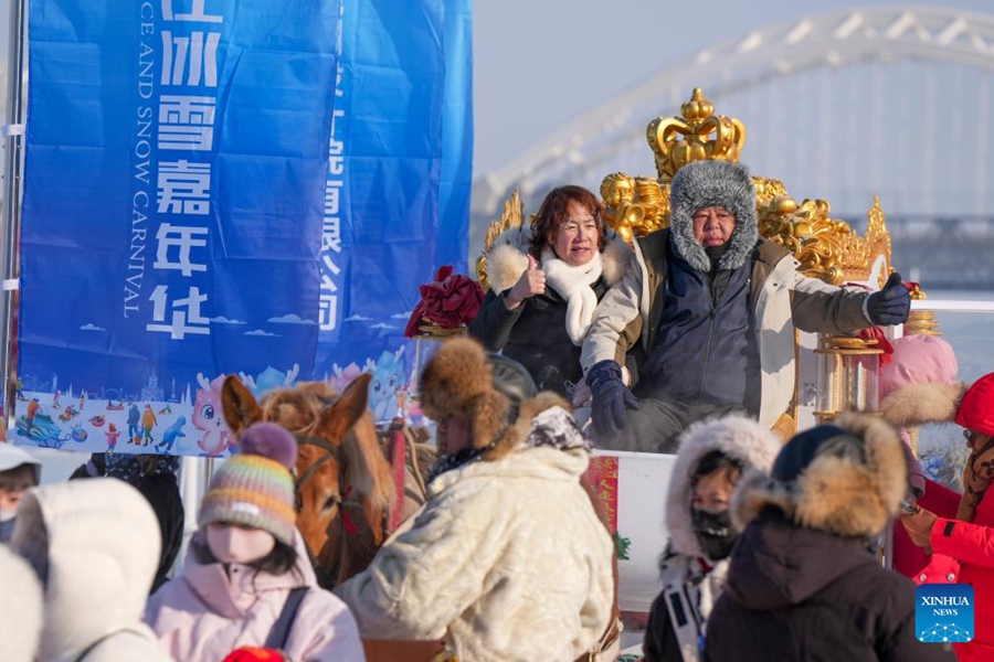 Inaugurato a Harbin il Festival di Ghiaccio e Neve del Fiume Songhua