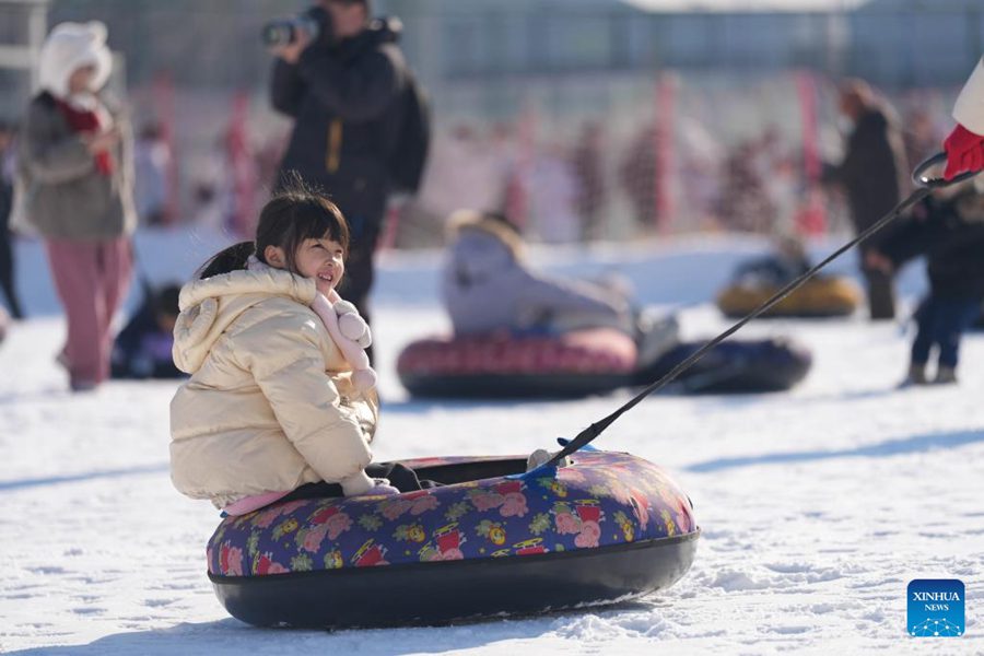 Parco a tema invernale inaugurato nello stadio Nido d'Uccello di Beijing