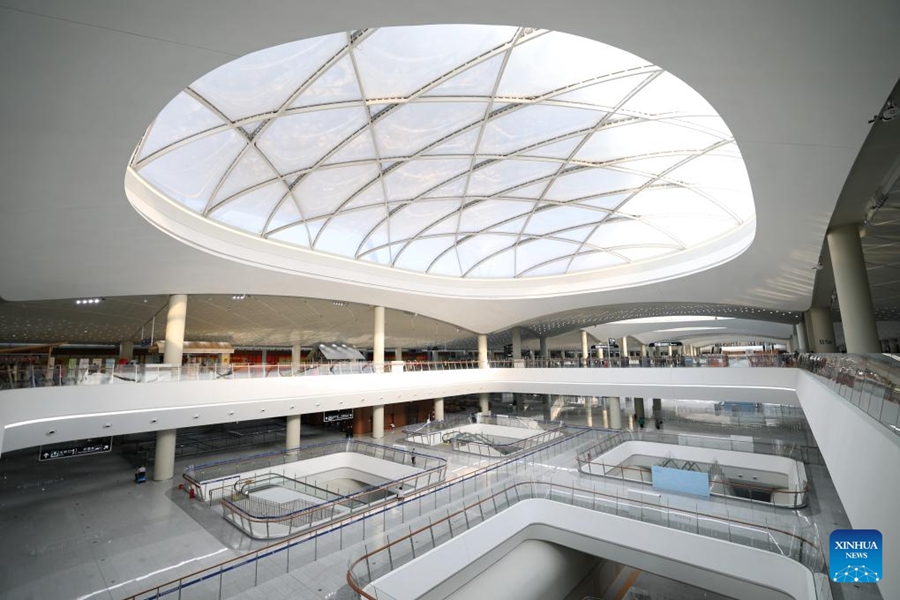 Stazione Ferroviaria di Tongzhou a Beijing entra ufficialmente in funzione