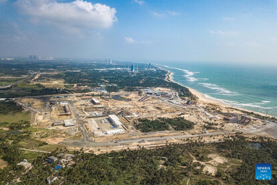 I lanci di razzi stimolano il turismo a tema aerospaziale a Wenchang, nella provincia di Hainan