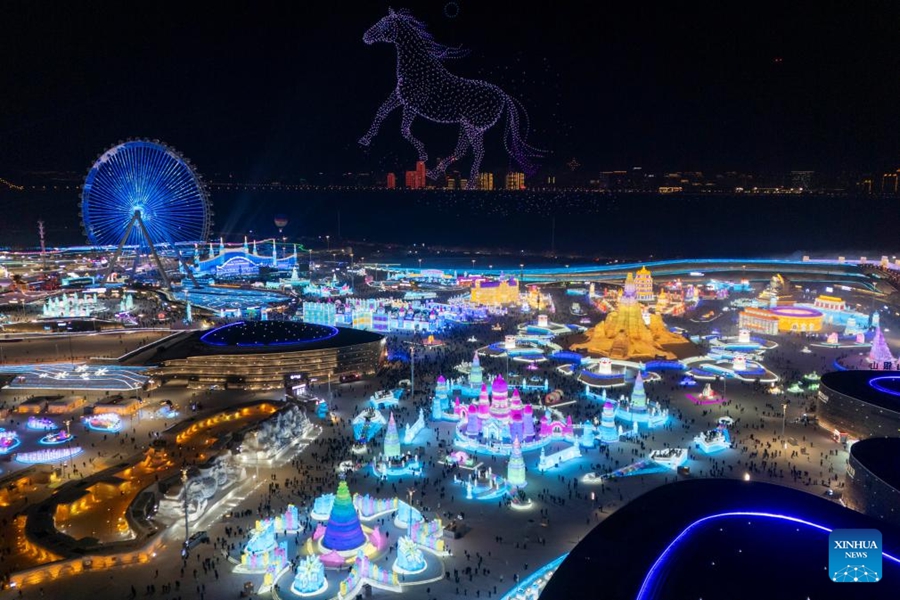 La Cina registra un numero record di imprese nel settore del turismo legato al ghiaccio e alla neve