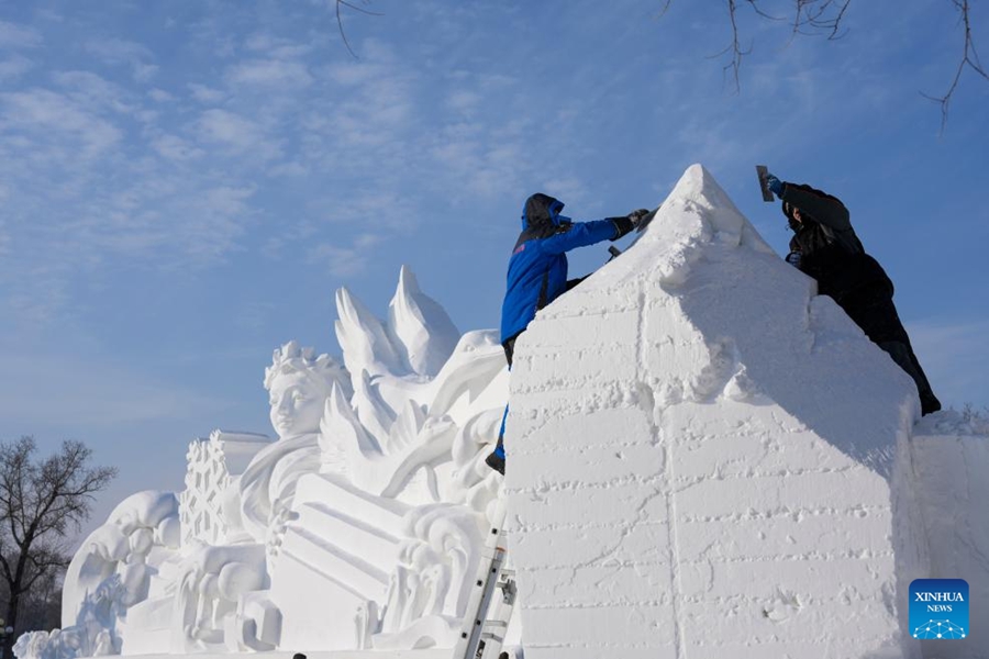 Al via la 28ª edizione del concorso internazionale di sculture di neve di Harbin