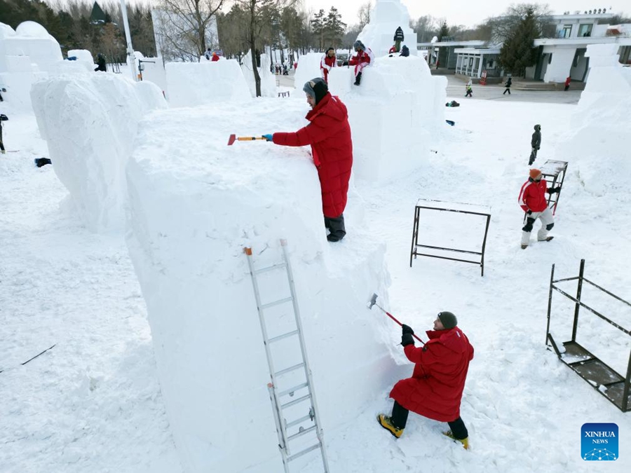 Al via la 28ª edizione del concorso internazionale di sculture di neve di Harbin