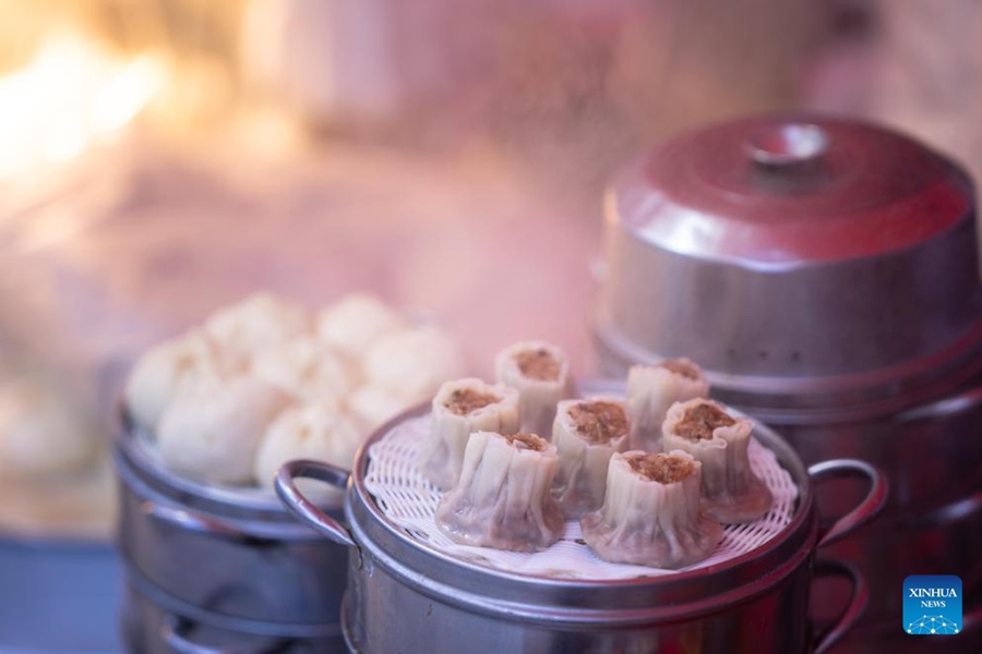 Mercati mattutini dello Heilongjiang animati nonostante le temperature sottozero