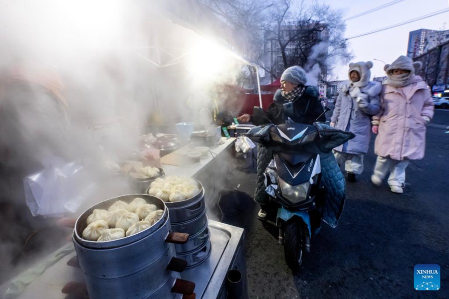 Mercati mattutini dello Heilongjiang animati nonostante le temperature sottozero