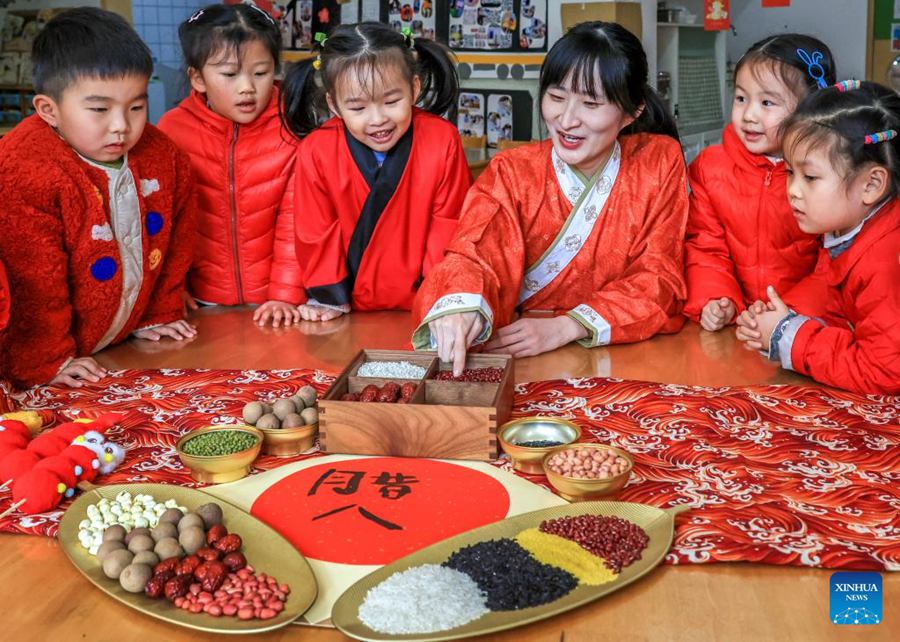 Varie attività in tutta la Cina per accogliere la Festa Laba