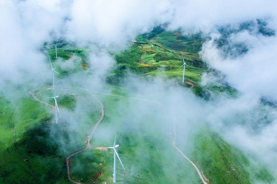 Dal deserto del Gobi al mare: l'energia eolica rappresenta la pietra angolare della transizione verde della Cina