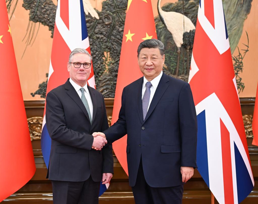 Incontro tra Xi Jinping e Keir Starmer