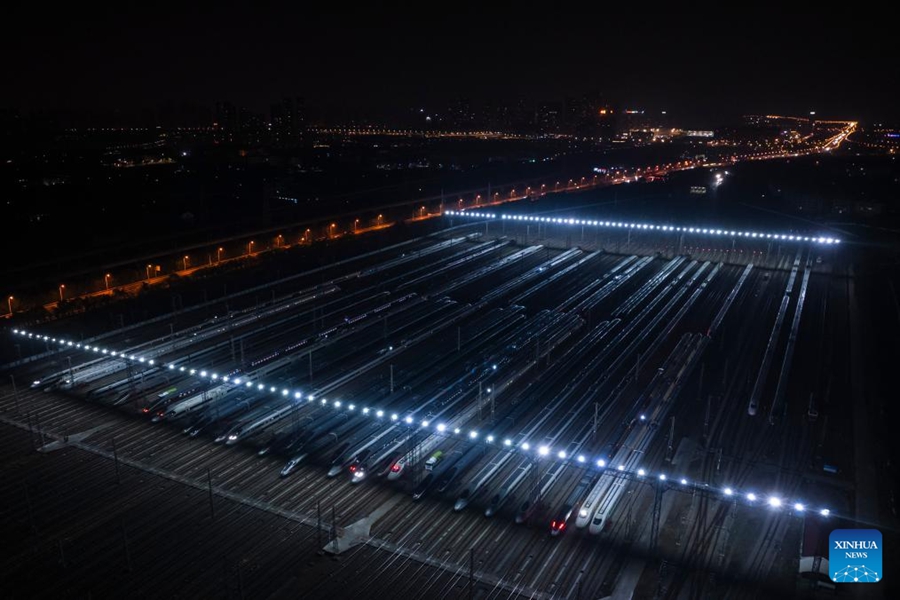 Inizia la corsa ai viaggi della Festa di Primavera, previsti numeri record