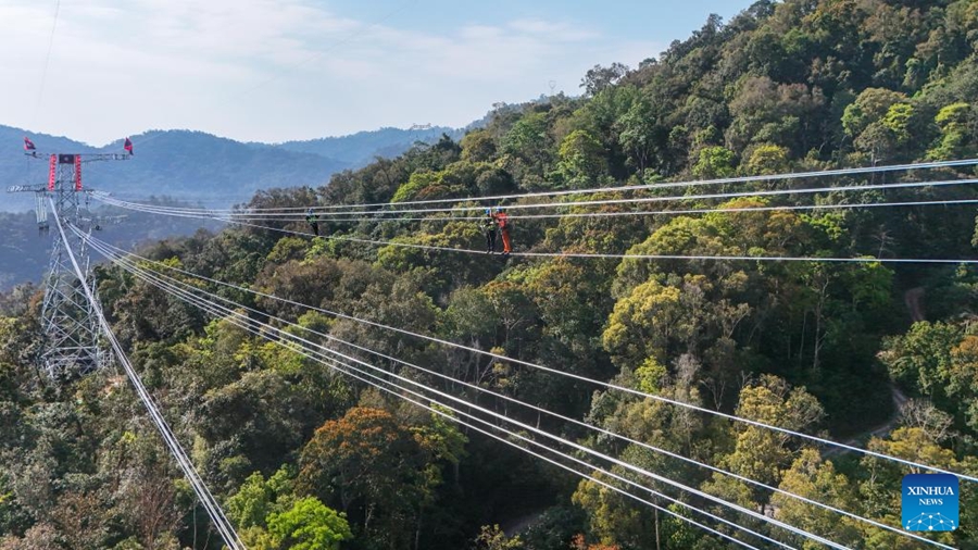 Il progetto di interconnessione elettrica a 500 kV tra Cina e Laos raggiunge la piena operatività