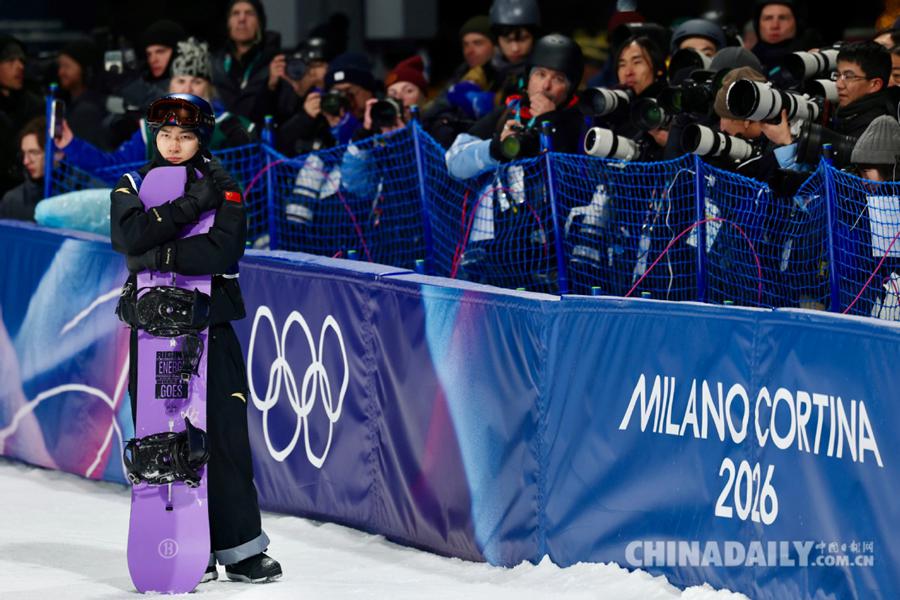 Lo snowboarder cinese Su Yiming conquista la sua prima medaglia a Milano-Cortina
