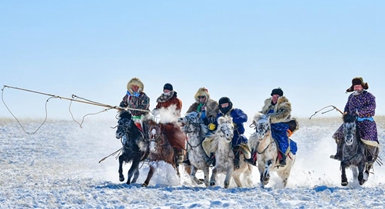 Al galoppo nella neve verso l'Anno del Cavallo