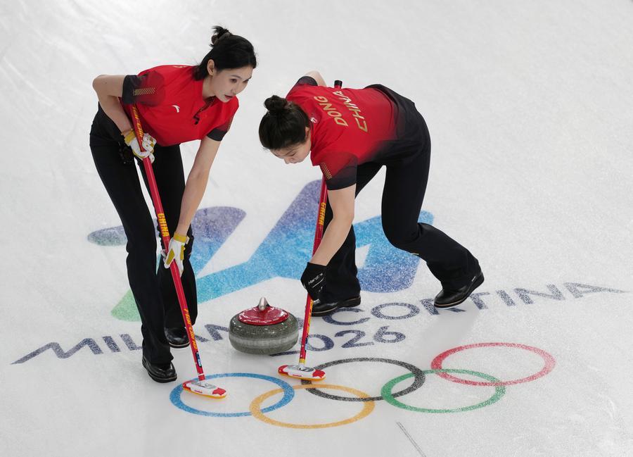 La Cina apre la stagione del curling femminile con una vittoria a Milano-Cortina