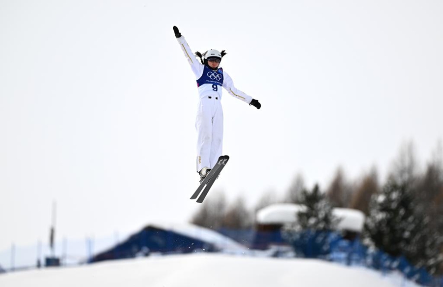 Secondo oro per la Cina! Xu Mengtao vince la medaglia d'oro nello sci freestyle femminile