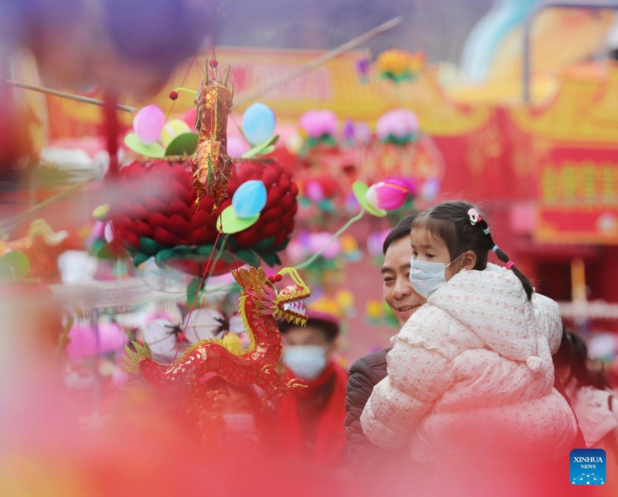 Varie attività in tutta la Cina per celebrare la Festa delle Lanterne