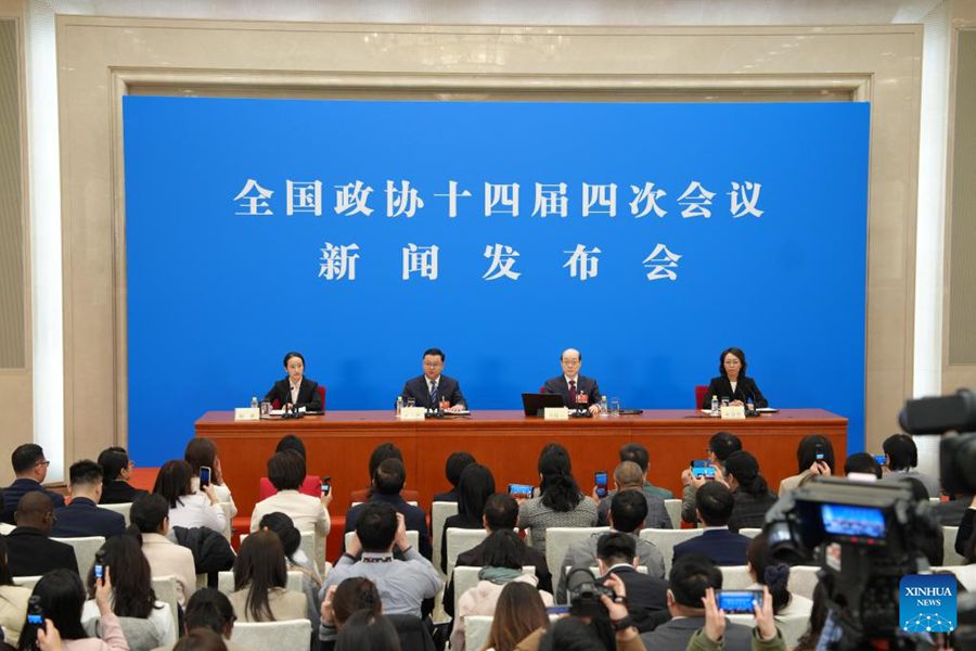 Liu Jieyi, portavoce della quarta sessione del 14° Comitato Nazionale della Conferenza Consultiva Politica del Popolo Cinese (CCPPC), partecipa a una conferenza stampa presso la Grande Sala del Popolo a Beijing, capitale della Cina. (3 marzo 2026 - Xinhua/Wang Xi)