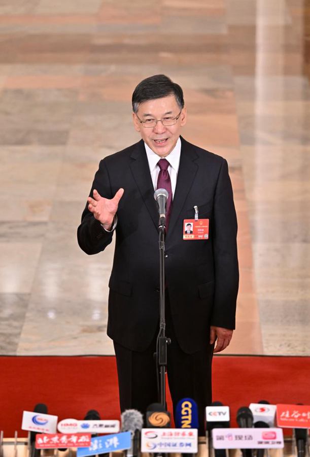 Cina, prima intervista collettiva ai ministri dopo la riunione di apertura della quarta sessione della XIV APN