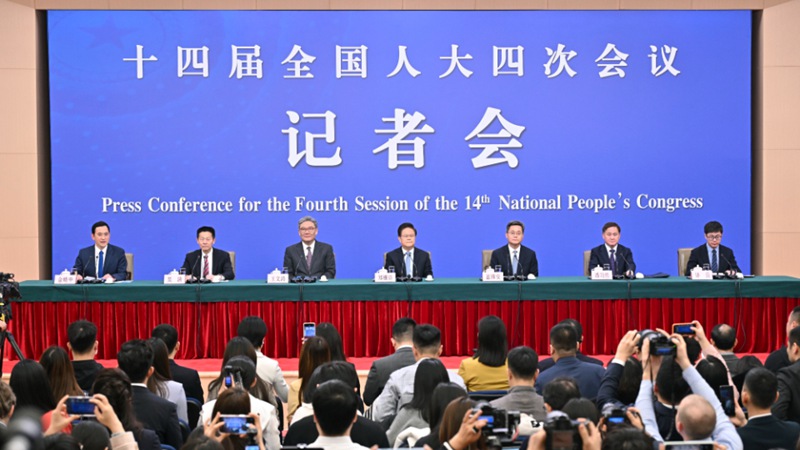 Cina, previsto incremento del PIL superiore ai 6000 miliardi di yuan nel 2026