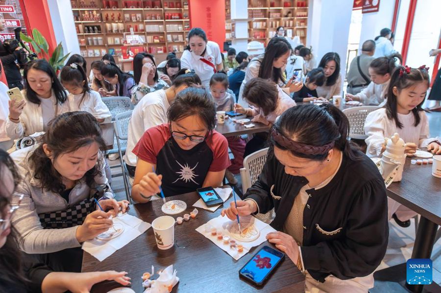 Varie attività in tutta la Cina per celebrare la Giornata Internazionale della Donna