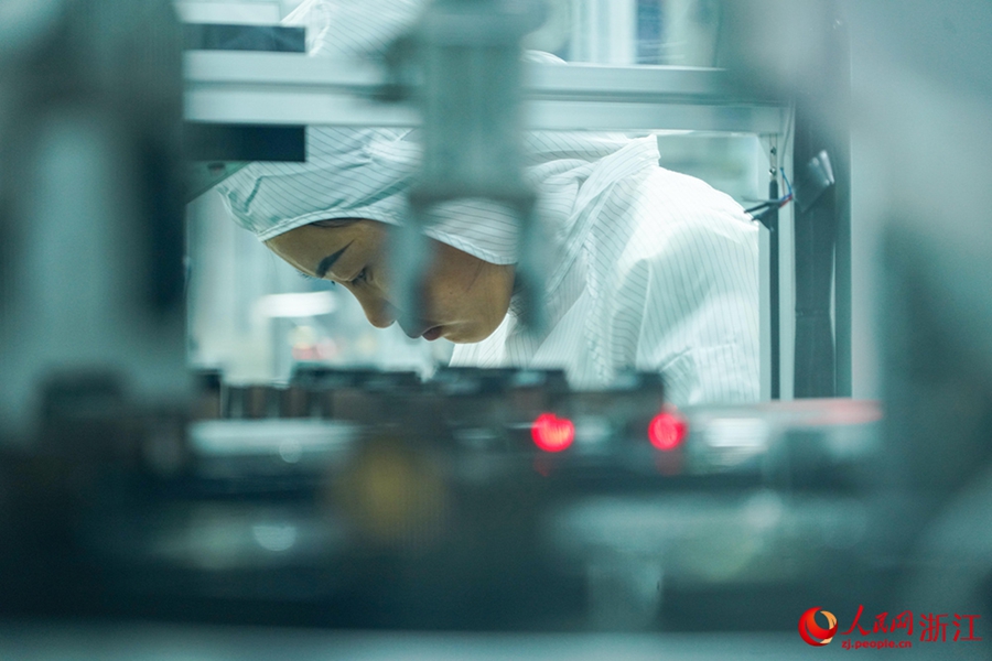 Ningbo: fabbrica intelligente migliora qualità ed efficienza