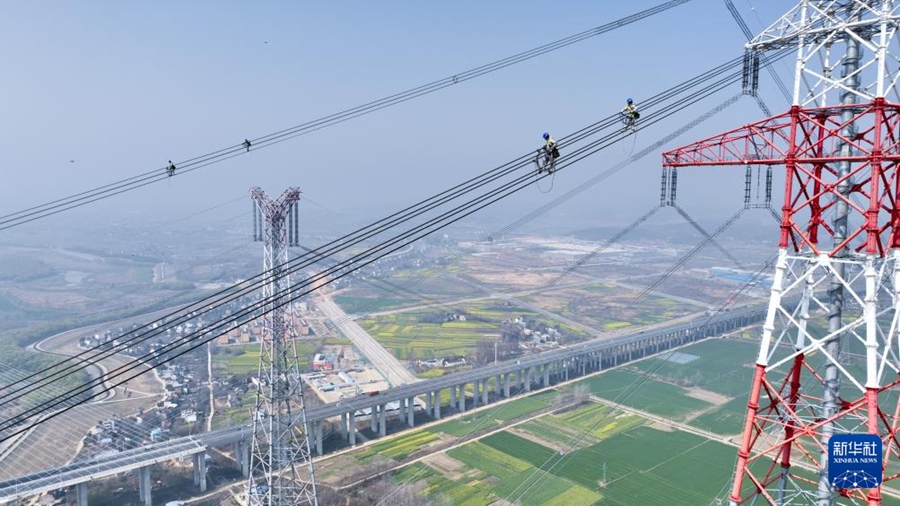 Inizia la revisione completa per la trasmissione di energia da ovest a est