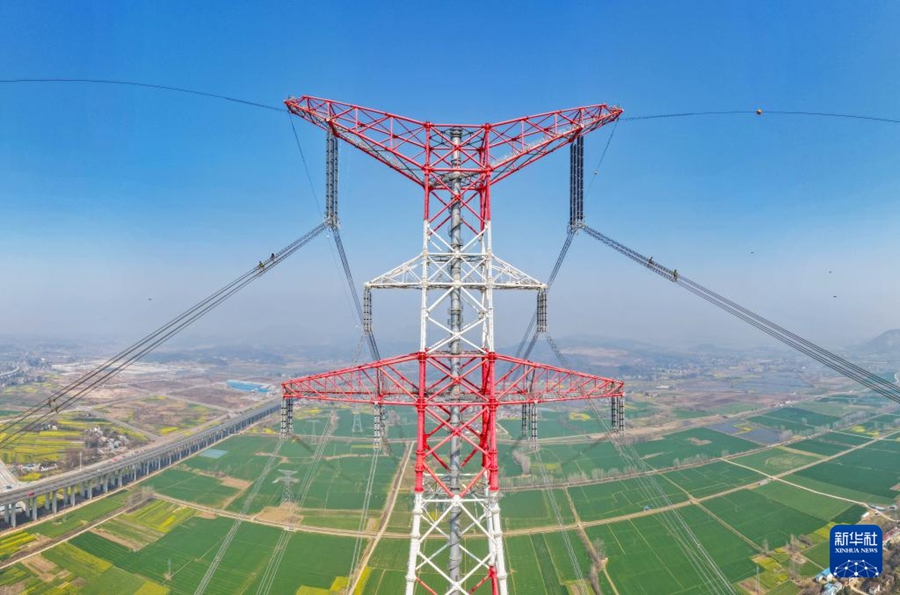 Inizia la revisione completa per la trasmissione di energia da ovest a est