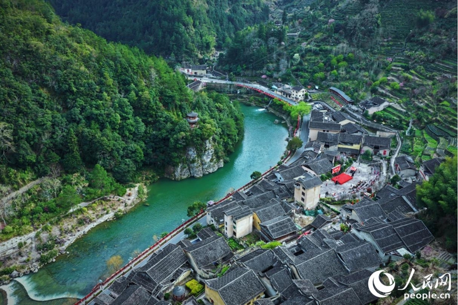 Xiadang: da luogo senza nulla a paradiso terrestre