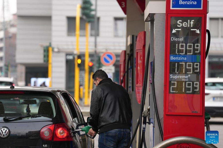 Presidente della Commissione Europea afferma che il conflitto in Medio Oriente sta facendo aumentare i costi energetici