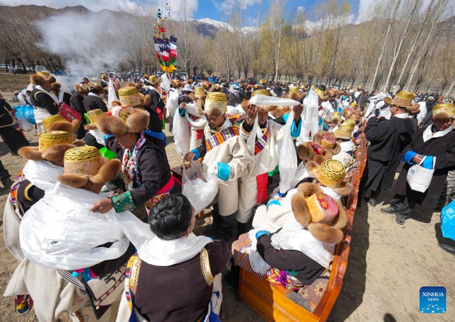Cerimonie per l'avvio della semina primaverile si tengono in Xizang