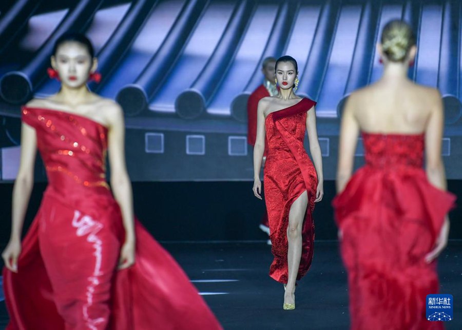 Al via la Beijing Fashion Week Autunno-Inverno 2026