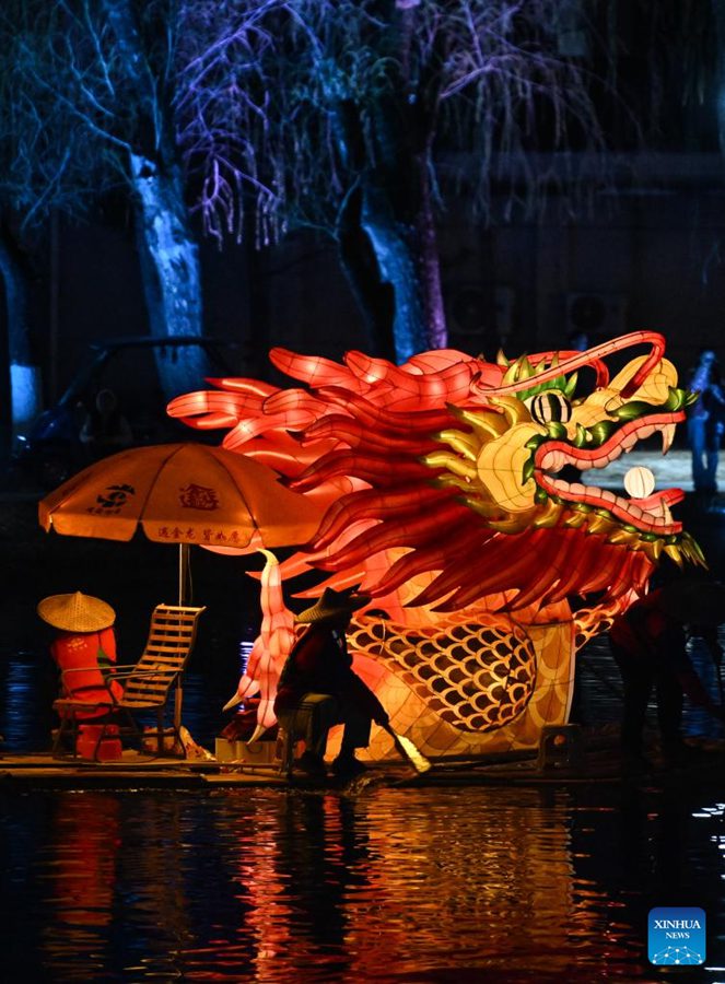 Spettacolo folkloristico di Yangshuo illumina la notte di Beijing
