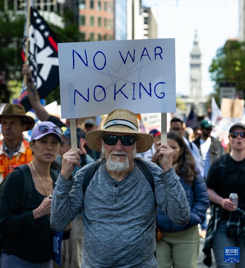 USA: proteste su larga scala con la partecipazione di milioni di persone