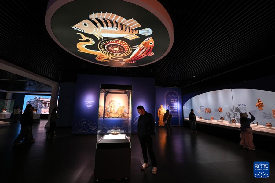 Mostra di antiche ceramiche greche dipinte inaugurata nel Ningxia