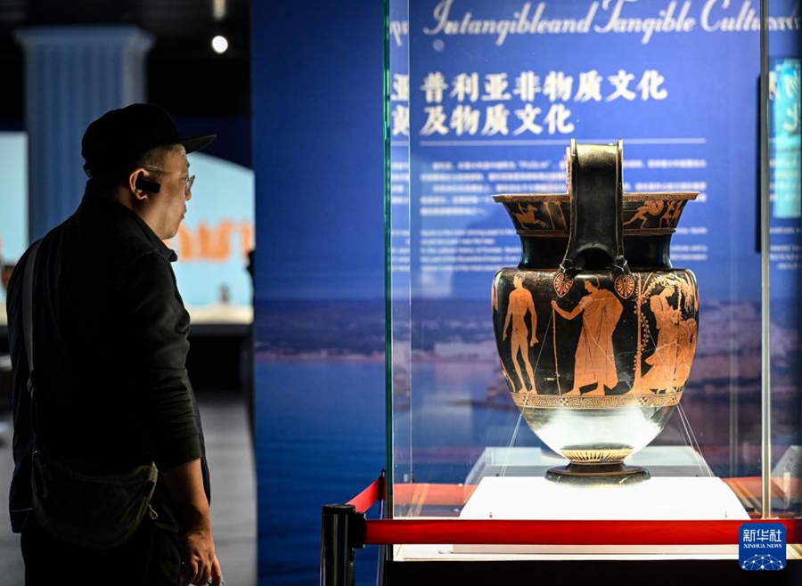 Mostra di antiche ceramiche greche dipinte inaugurata nel Ningxia