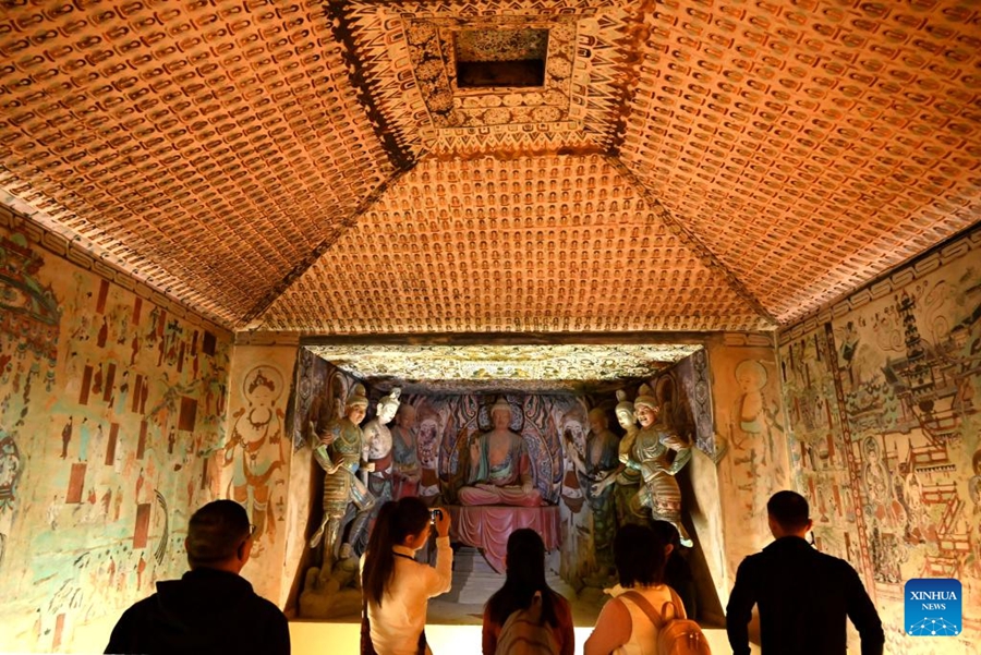 Il turismo stimola l'economia durante la Festa di Qingming