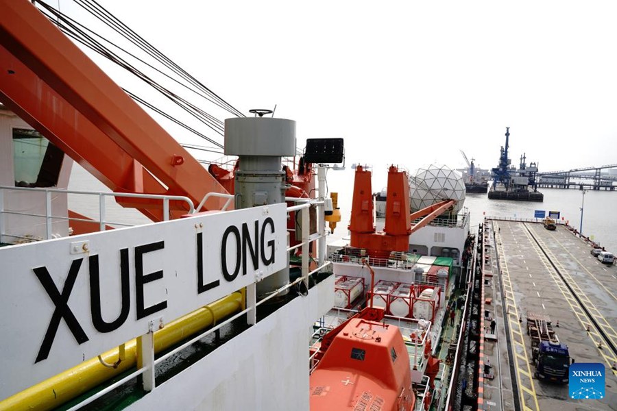 Rompighiaccio polare cinese fa ritorno in patria dopo fruttuosi risultati della ricerca antartica