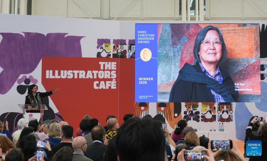 Illustratrice cinese Cai Gao vince il Premio Hans Christian Andersen