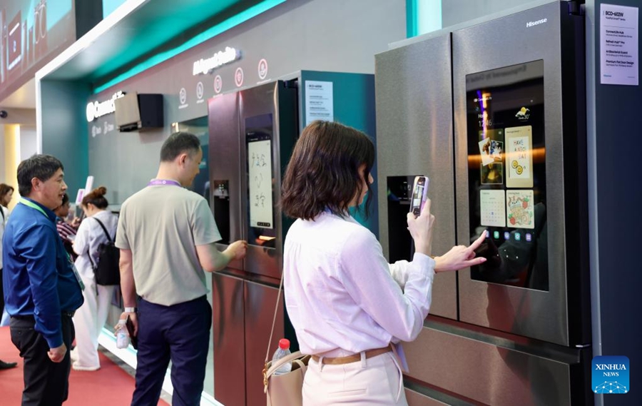 La Fiera di Canton apre in Cina con dimensioni da record