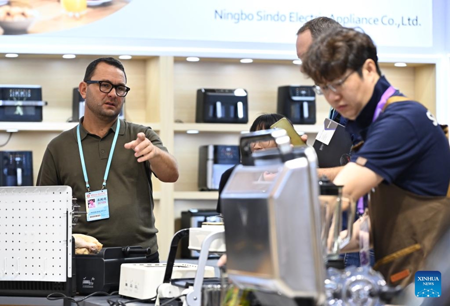 La Fiera di Canton apre in Cina con dimensioni da record