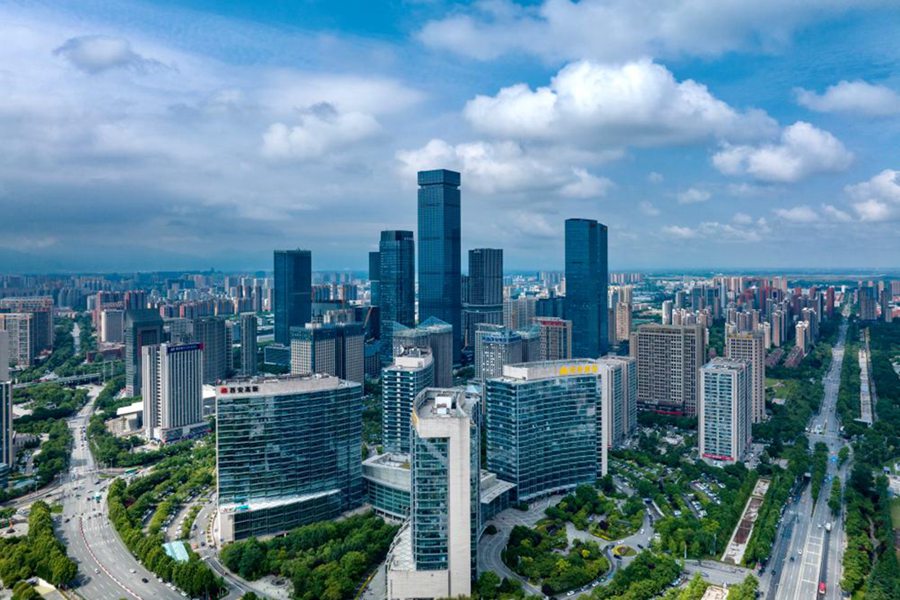 Veduta della Zona di Sviluppo delle Industrie ad Alta Tecnologia di Xi'an, nella provincia dello Shaanxi, nord-ovest della Cina. (Xinhua)