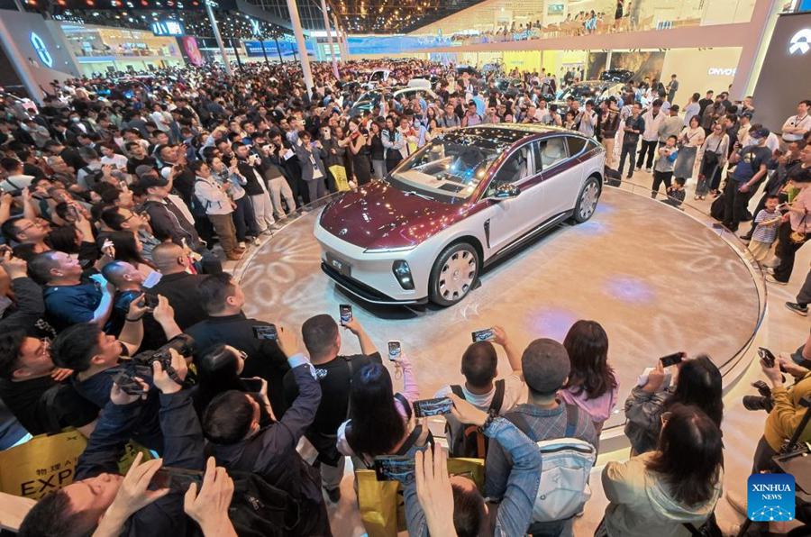 L'intelligenza è la nuova potenza al più grande salone dell'auto del mondo a Beijing