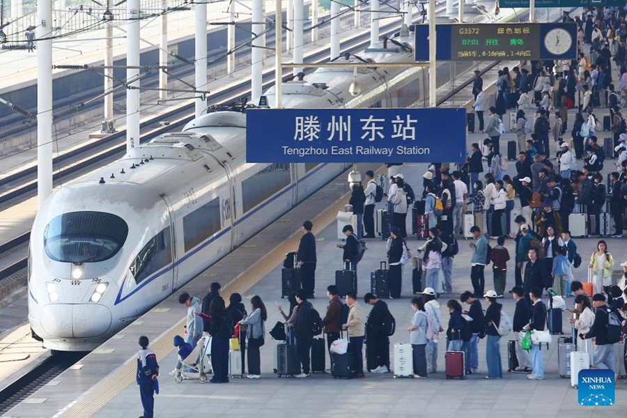 Oltre 100 milioni di viaggi in treno in Cina durante le festività del Primo Maggio