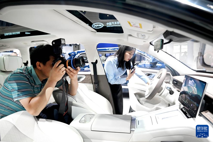 Liuzhou: Sostituzione della plastica con materiali a base di bambù nell'industria automobilistica