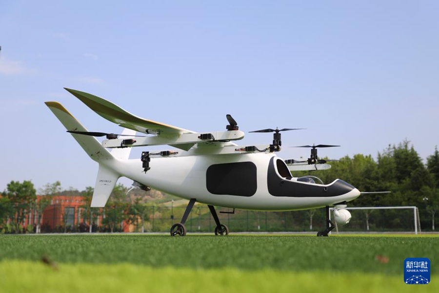 Un drone alimentato a idrogeno a Dalian, nella provincia del Liaoning, Cina nord-orientale. (10 maggio 2026 - Xinhua/Song Wei)